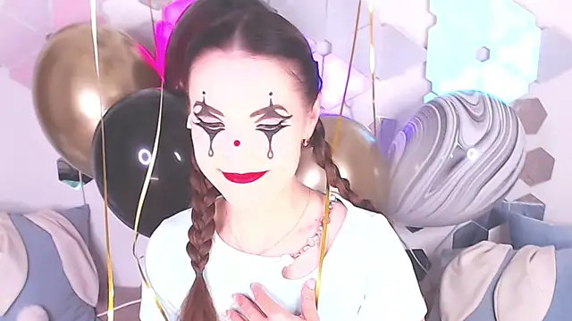 Snapshot of LexiKiss chatting on 09-10-25, 07:41 LexiKiss online show from 09-10-25, 07:41