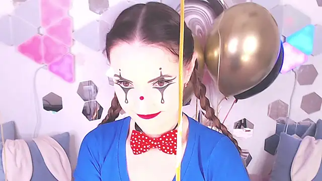 Snapshot of LexiKiss chatting on 09-12-25, 06:24 LexiKiss online show from 09-12-25, 06:24