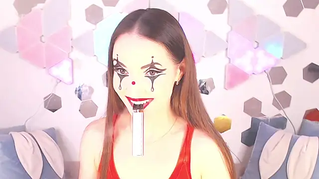 Snapshot of LexiKiss chatting on 10-29-25, 07:59 LexiKiss online show from 10-29-25, 07:59