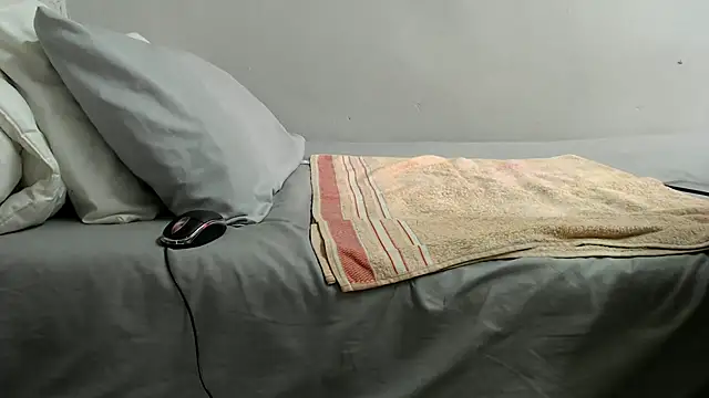 xTwerkingMistressx online show from 11-04-25, 05:28