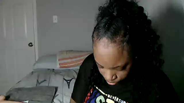 Sexymona1218 online show from 10-27-25, 08:29