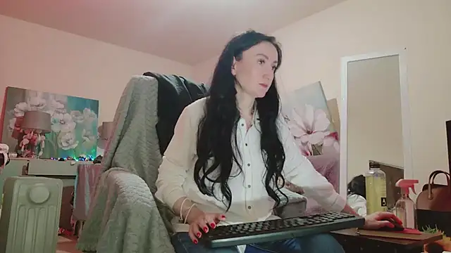 lara heaven online show from 02-08-26, 10:40