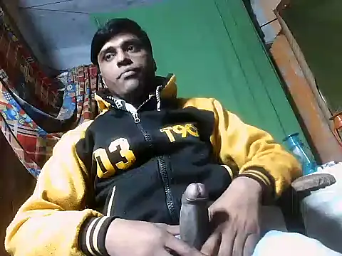 Snapshot of desiboy1101 chatting on 02-12-25, 03:29 desiboy1101 online show from 02-12-25, 03:29