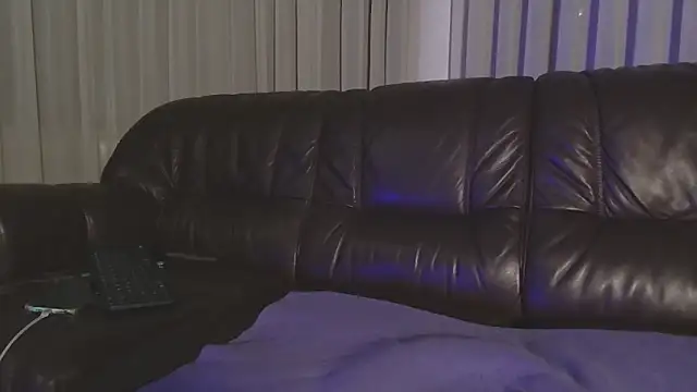 DeesseLuxure online show from 02-11-25, 10:15