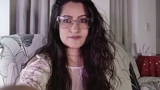 DeesseLuxure online show from 01-15-26, 05:45