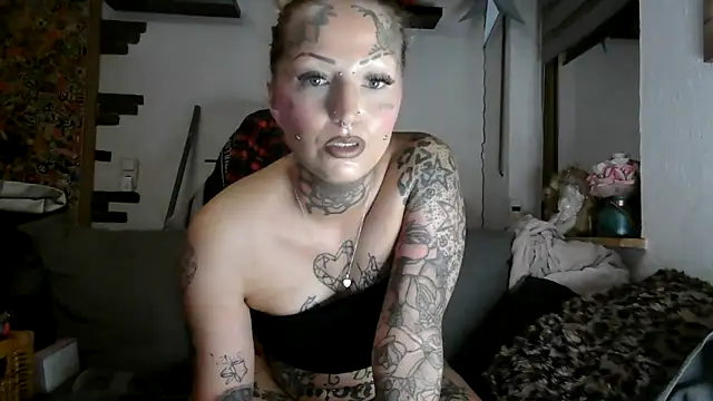 RoxxyInk online show from 02-22-26, 09:24