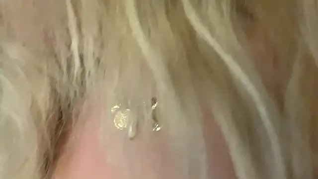 Snapshot of Monageil chatting on 02-13-25, 06:27 Monageil online show from 02-13-25, 06:27