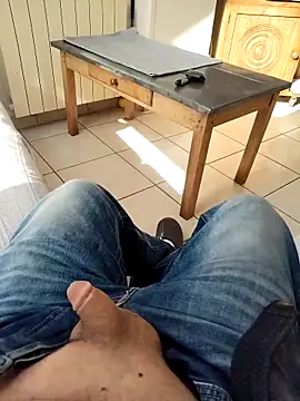 Snapshot of Corref chatting on 02-25-26, 11:53 Corref online show from 02-25-26, 11:53