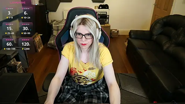 Snapshot of KelseyCobalt chatting on 05-18-26, 07:52 KelseyCobalt online show from 05-18-26, 07:52