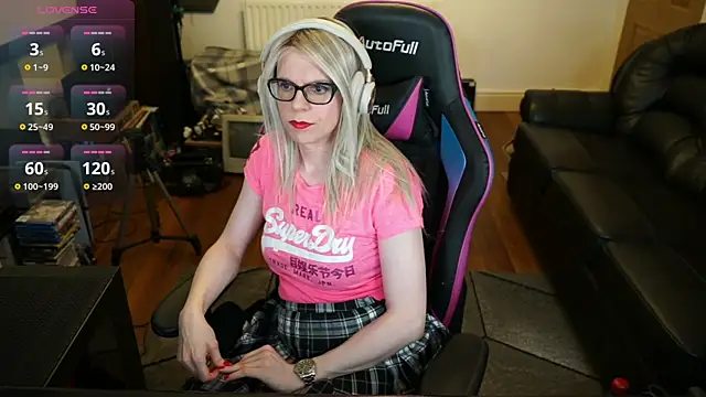 Snapshot of KelseyCobalt chatting on 06-06-26, 09:08 KelseyCobalt online show from 06-06-26, 09:08