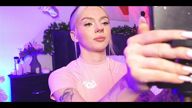 KristaBrooks online show from 12-26-24, 05:40