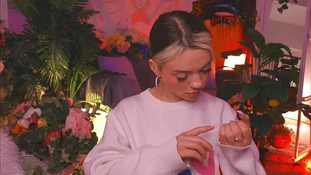 KristaBrooks online show from 02-11-25, 01:51