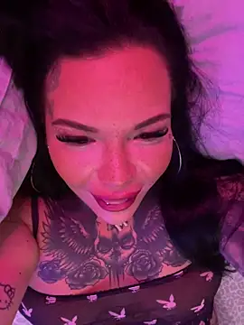  MelinaCurves  online show from 12-04-25, 11:35