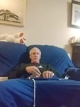 Biknight online show from 02-15-26, 09:11