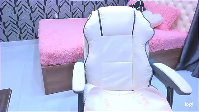 Toyota Motor Corporation online show from 10-06-25, 11:13