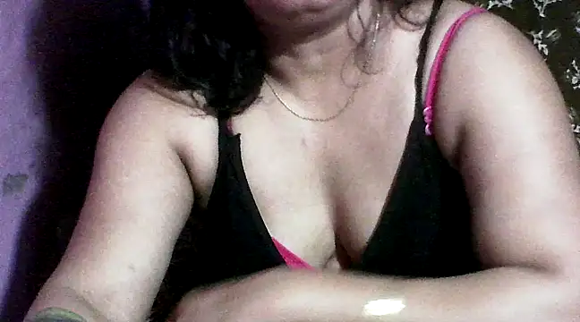 Snapshot of koyel90 chatting on 02-25-25, 06:42 koyel90 online show from 02-25-25, 06:42