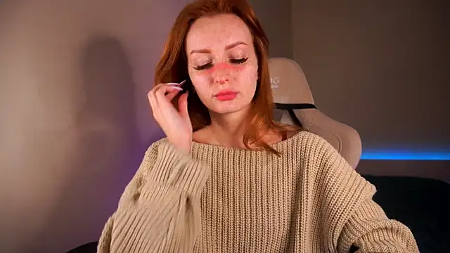 Liuba Fox online show from 03-07-25, 08:33