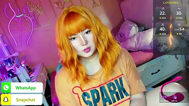 Snapshot of HOTnWILDalice chatting on 11-06-25, 09:21 HOTnWILDalice online show from 11-06-25, 09:21