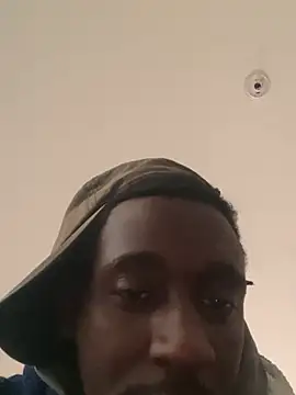 Snapshot of SkinnymanwithBbc chatting on 01-10-25, 05:45 SkinnymanwithBbc online show from 01-10-25, 05:45