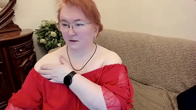 leiamillersonn online show from 12-02-25, 06:19