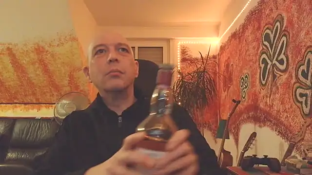 Snapshot of sextoy911 chatting on 11-27-25, 09:06 sextoy911 online show from 11-27-25, 09:06