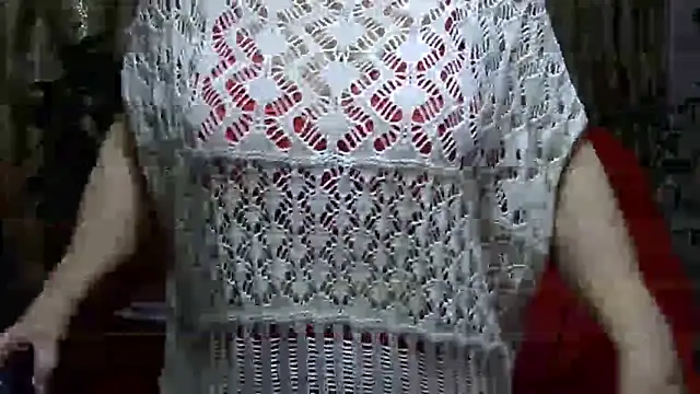 Snapshot of Emma52610 chatting on 12-27-24, 05:37 Emma52610 online show from 12-27-24, 05:37