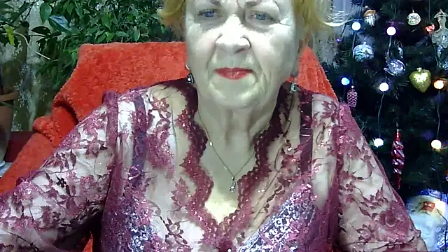 Snapshot of Emma52610 chatting on 01-10-25, 05:56 Emma52610 online show from 01-10-25, 05:56