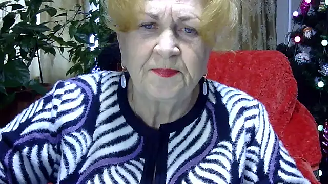 Snapshot of Emma52610 chatting on 01-19-25, 11:56 Emma52610 online show from 01-19-25, 11:56