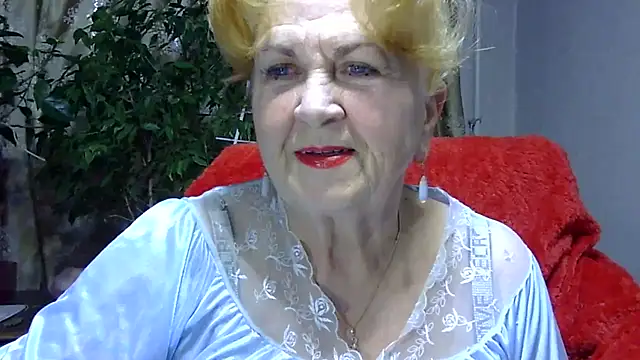 Snapshot of Emma52610 chatting on 01-22-25, 05:28 Emma52610 online show from 01-22-25, 05:28