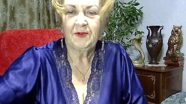Snapshot of Emma52610 chatting on 02-01-25, 05:39 Emma52610 online show from 02-01-25, 05:39
