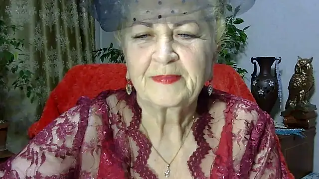 Snapshot of Emma52610 chatting on 02-27-25, 05:58 Emma52610 online show from 02-27-25, 05:58