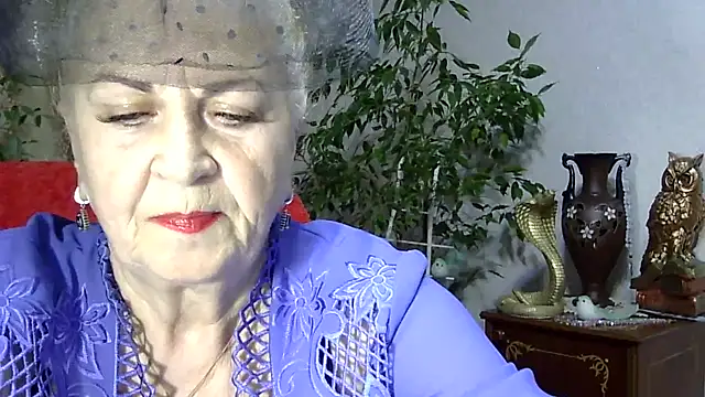 Snapshot of Emma52610 chatting on 03-06-25, 05:33 Emma52610 online show from 03-06-25, 05:33