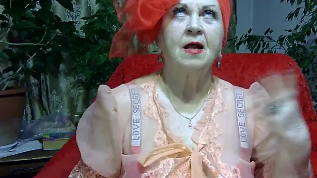 Snapshot of Emma52610 chatting on 03-09-25, 05:28 Emma52610 online show from 03-09-25, 05:28