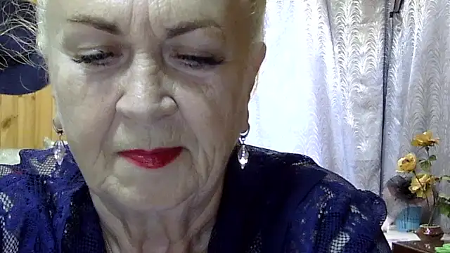 Snapshot of Emma52610 chatting on 09-30-25, 11:26 Emma52610 online show from 09-30-25, 11:26