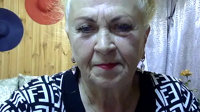 Snapshot of Emma52610 chatting on 10-05-25, 09:51 Emma52610 online show from 10-05-25, 09:51