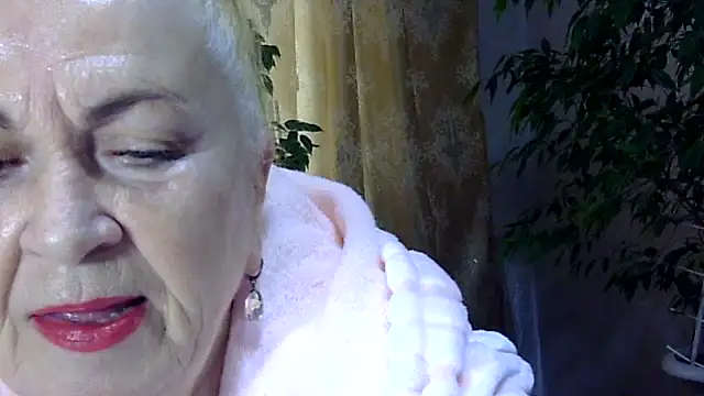 Snapshot of Emma52610 chatting on 11-01-25, 07:43 Emma52610 online show from 11-01-25, 07:43