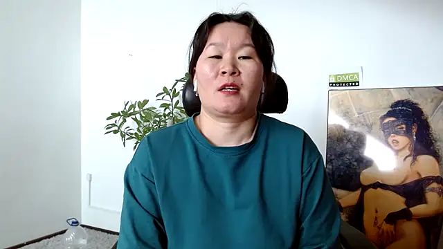 Snapshot of Akira_xx chatting on 01-25-25, 07:06 Akira xx online show from 01-25-25, 07:06