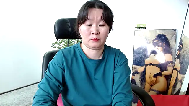 Snapshot of Akira_xx chatting on 02-03-25, 08:35 Akira xx online show from 02-03-25, 08:35