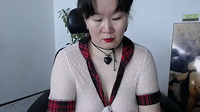 Snapshot of Akira_xx chatting on 11-29-25, 02:47 Akira xx online show from 11-29-25, 02:47