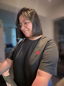 DannaaMeliza online show from 12-13-24, 08:41