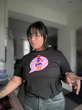 DannaaMeliza online show from 12-15-24, 09:35