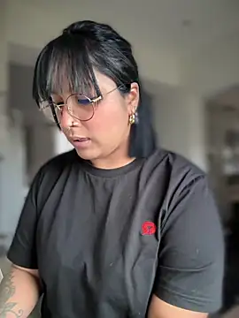 DannaaMeliza online show from 12-20-24, 02:05