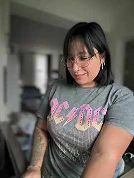 DannaaMeliza online show from 01-05-25, 01:58