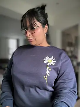 DannaaMeliza online show from 01-09-25, 01:24