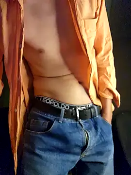 Snapshot of flaco317 chatting on 11-15-25, 06:33 flaco317 online show from 11-15-25, 06:33