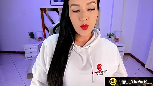 Lia Simons online show from 02-11-25, 08:37