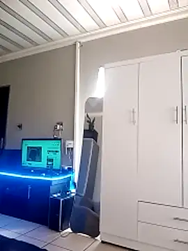 SQUITBOOTY online show from 11-28-25, 08:50