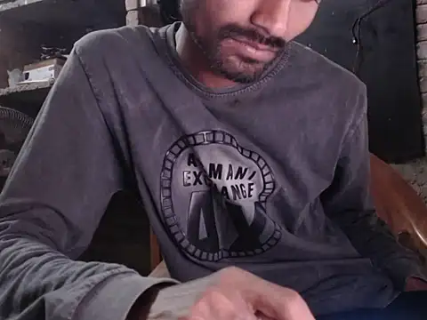 Snapshot of ThethunderPo chatting on 12-24-24, 07:49 ThethunderPo online show from 12-24-24, 07:49