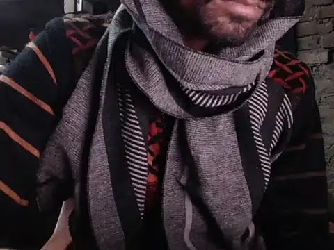 Snapshot of ThethunderPo chatting on 12-30-24, 01:25 ThethunderPo online show from 12-30-24, 01:25