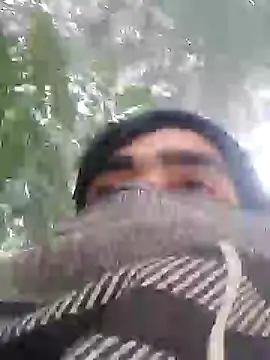 Snapshot of ThethunderPo chatting on 01-06-25, 01:31 ThethunderPo online show from 01-06-25, 01:31